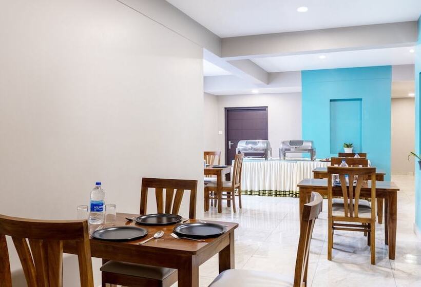 호텔 Treebo Sreepathi Prayag Apartments