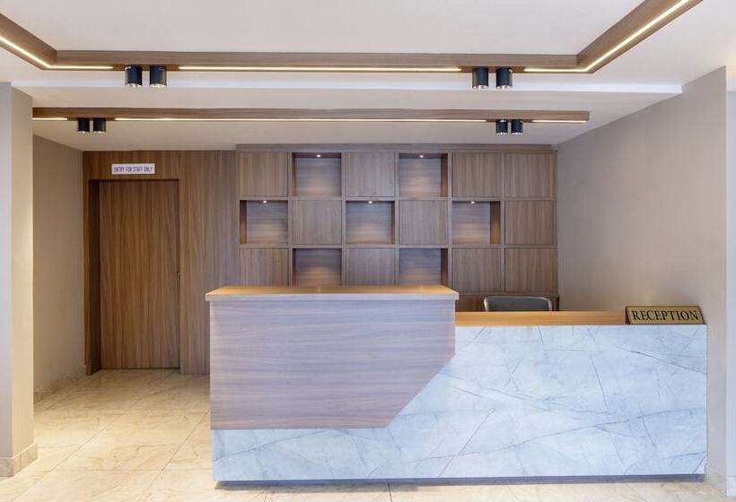 호텔 Treebo Sreepathi Prayag Apartments