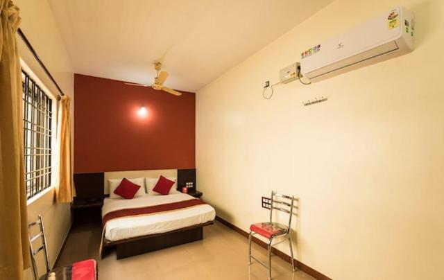 هتل Venkatesha Homes