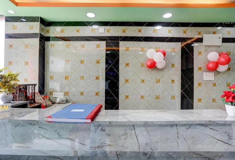 Oyo Hotel Crystal Inn