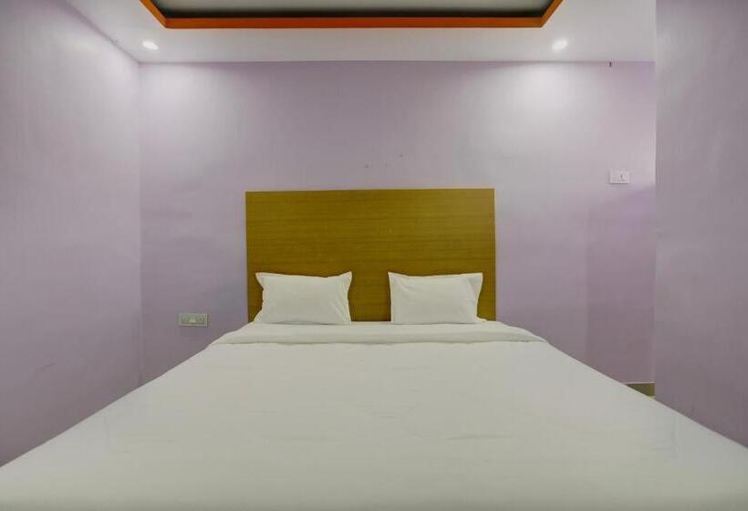 Oyo Hotel Crystal Inn