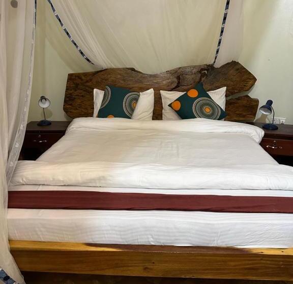 پانسیون Afro Smile Hotel & Guest House