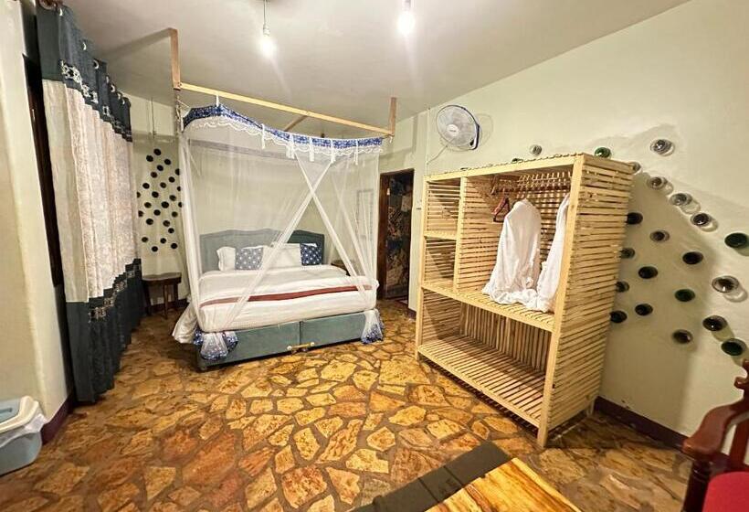 پانسیون Afro Smile Hotel & Guest House