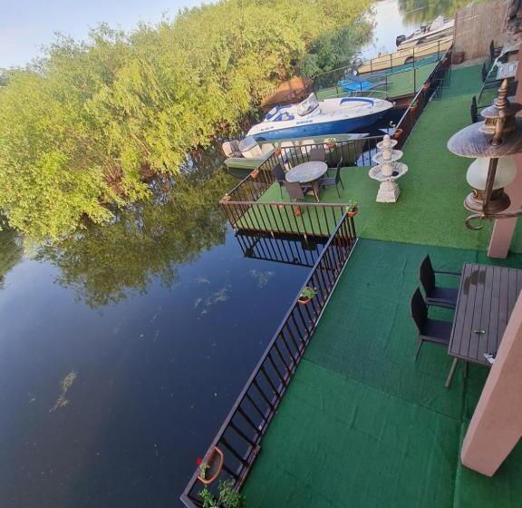 膳宿费 Casa Egreta Alba