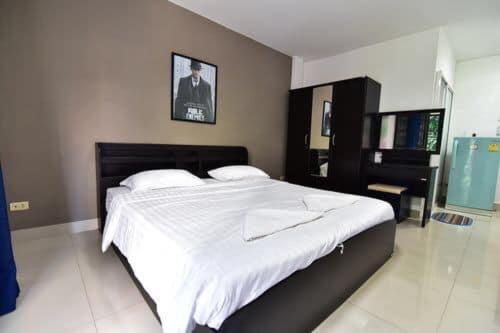 膳宿费 Escobar Guest House Jomtien