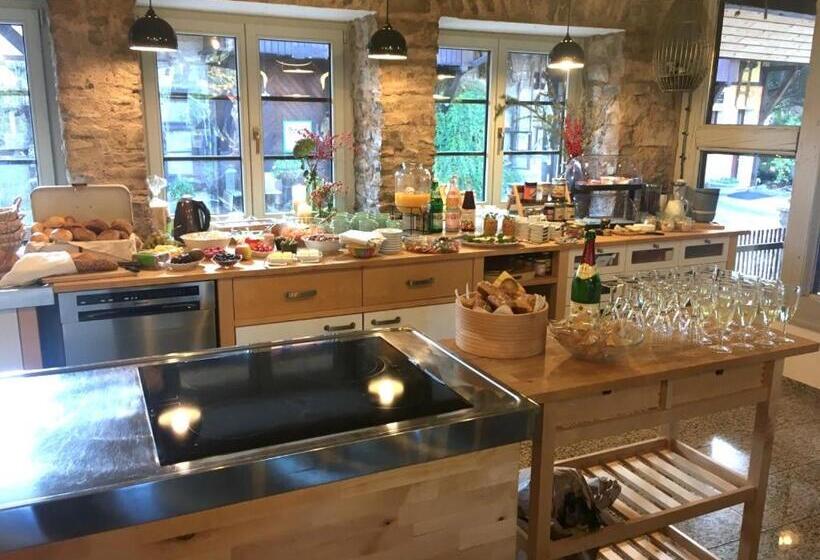 ペンション Bio Kastanienhof Erfurt   Appartements Und Ayurvedische Jurten