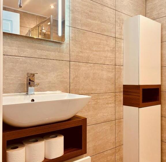 بنسيون Robert House