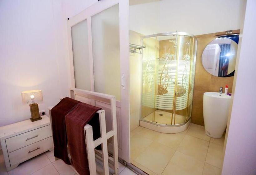 Пансион Villa Layoshi