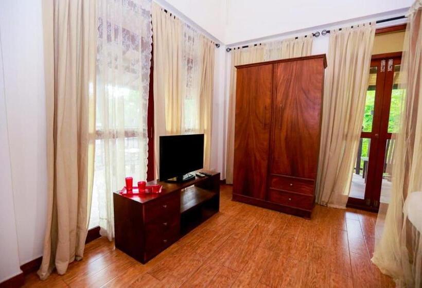 Пансион Villa Layoshi