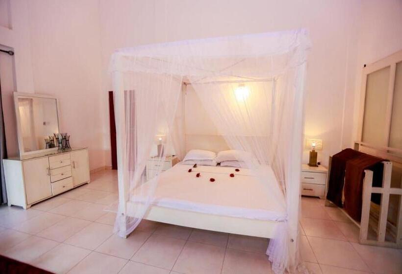 Пансион Villa Layoshi