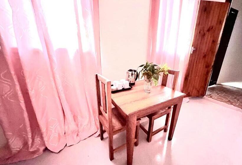 פנסיון Wannas House