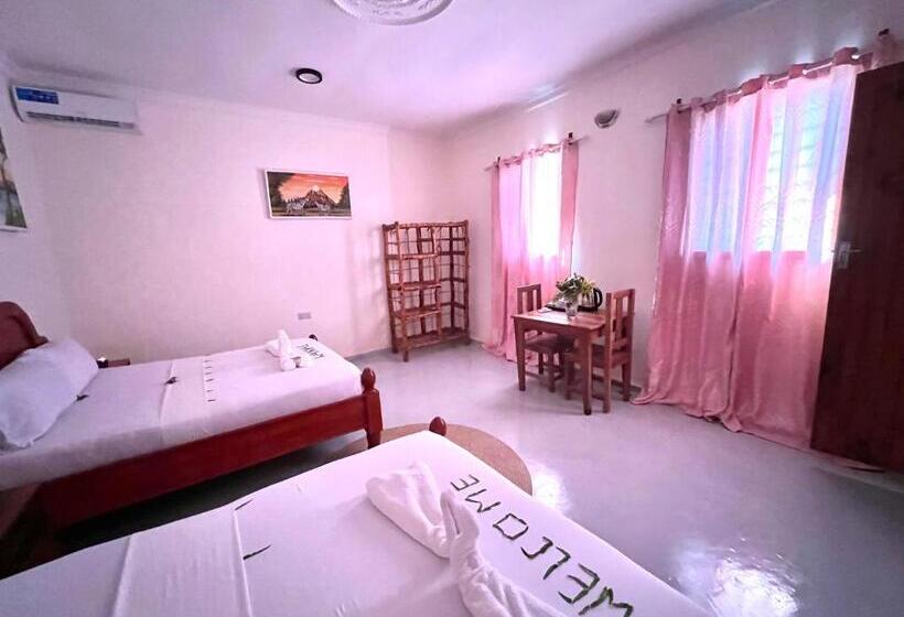 פנסיון Wannas House