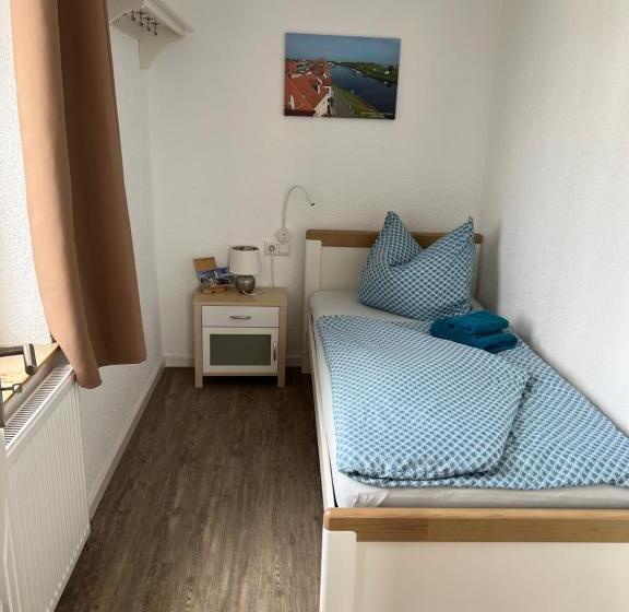 Pension Zum Goldenen Anker Direkt An Der Elbe