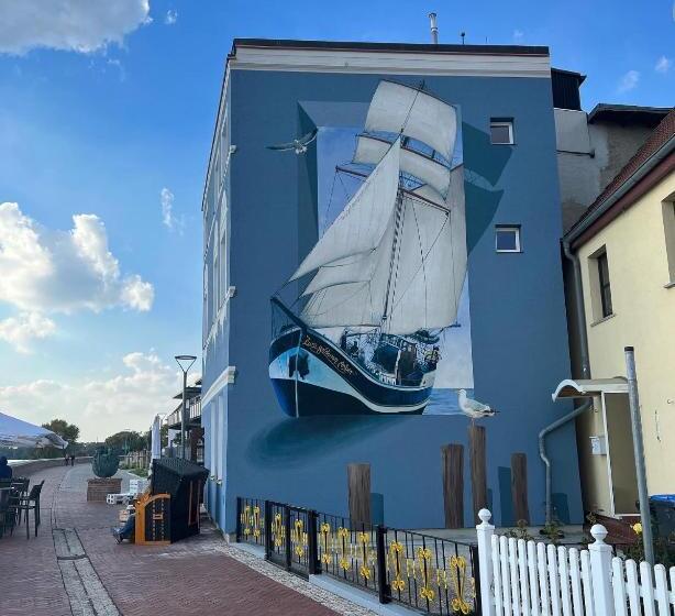 Pension Zum Goldenen Anker Direkt An Der Elbe