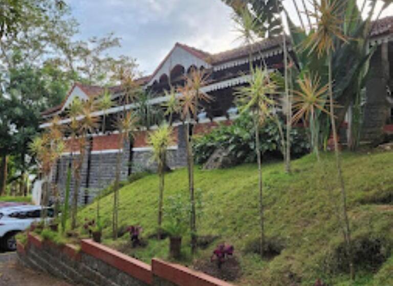 Porcupine Castle Resort Coorg, Pollibetta