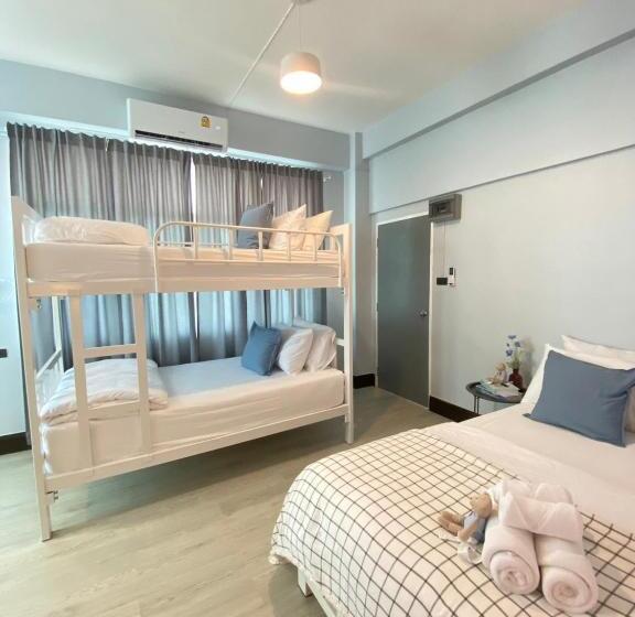 Triple J Hotel Trang