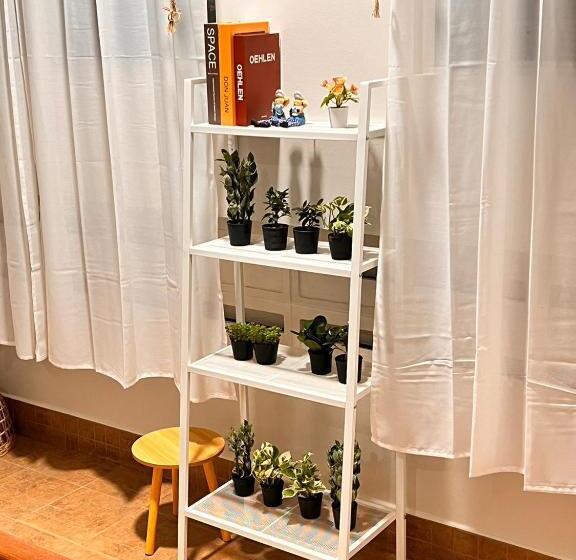 Triple J Hotel Trang