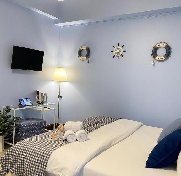 Triple J Hotel Trang