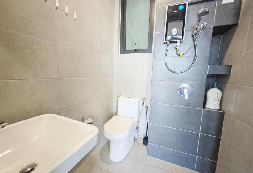 158 Urban Suites Georgetown New Condo City View