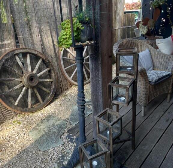 Airport Zürich Elwiras B & B