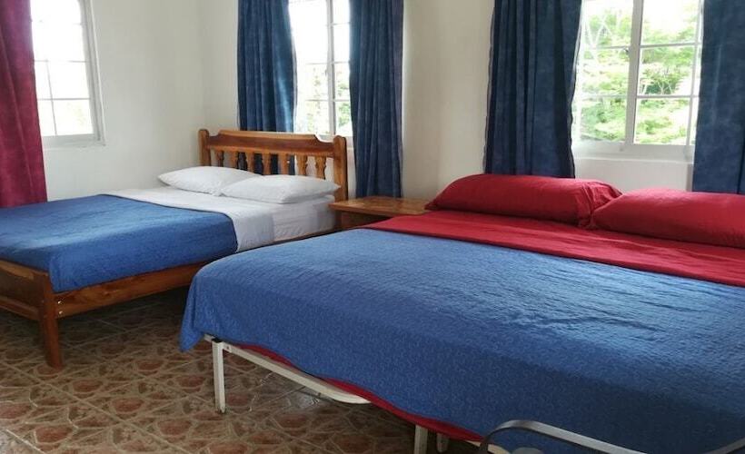 הוסטל Contadora