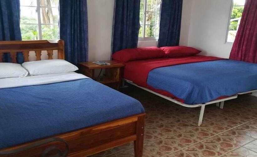 הוסטל Contadora