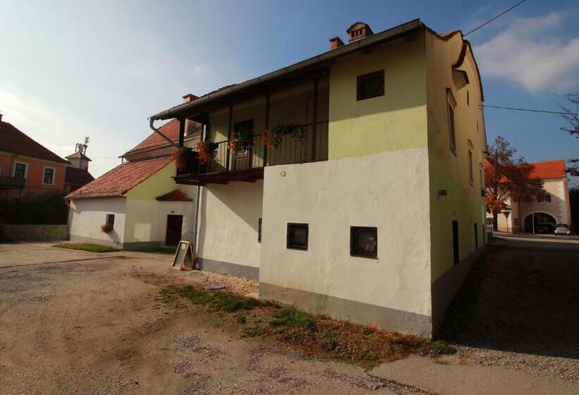 هاستل Guesthouse Veles