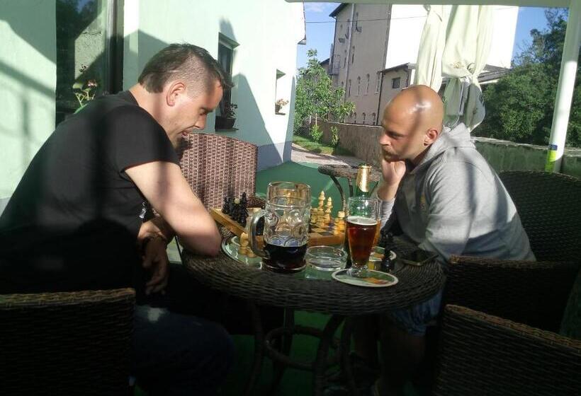 هاستل Guesthouse Veles