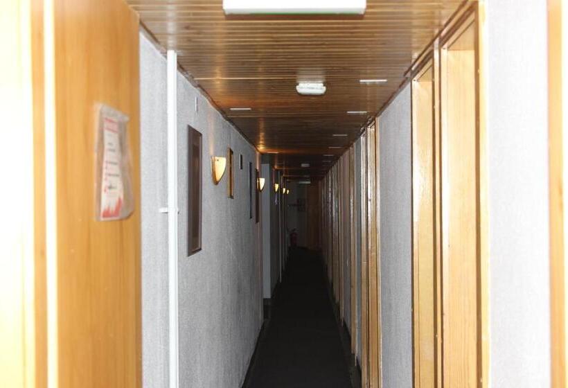 הוסטל Holidays Groupes Anzère