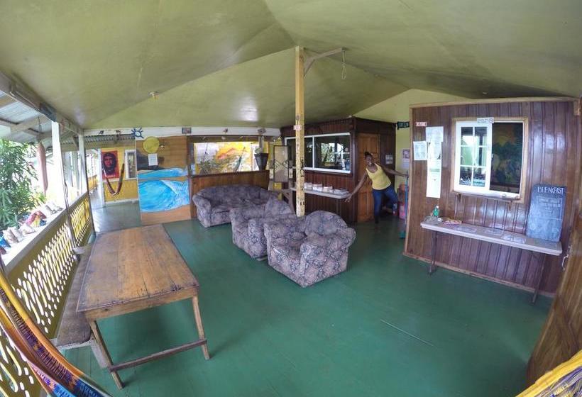 Общежитие Hostal Bastimentos