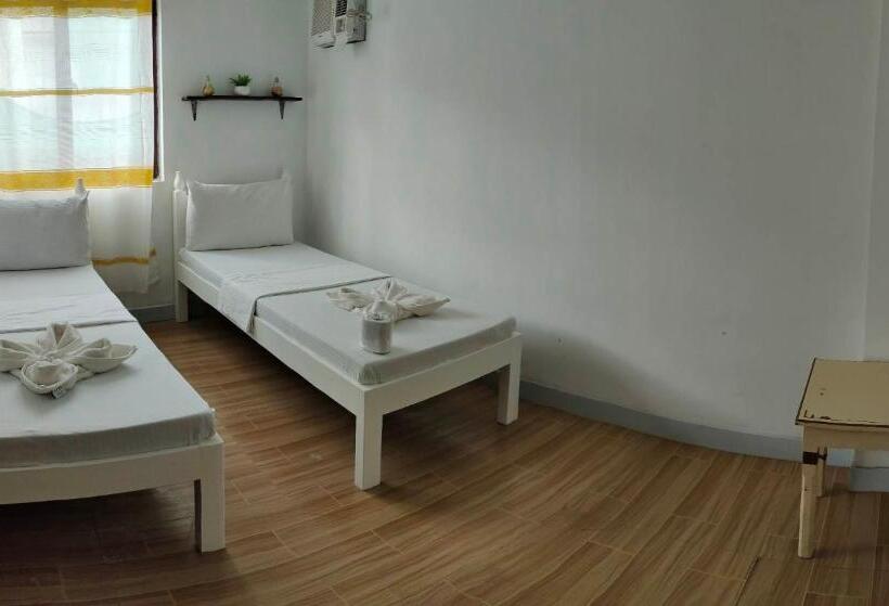 هاستل Island Hop Inn