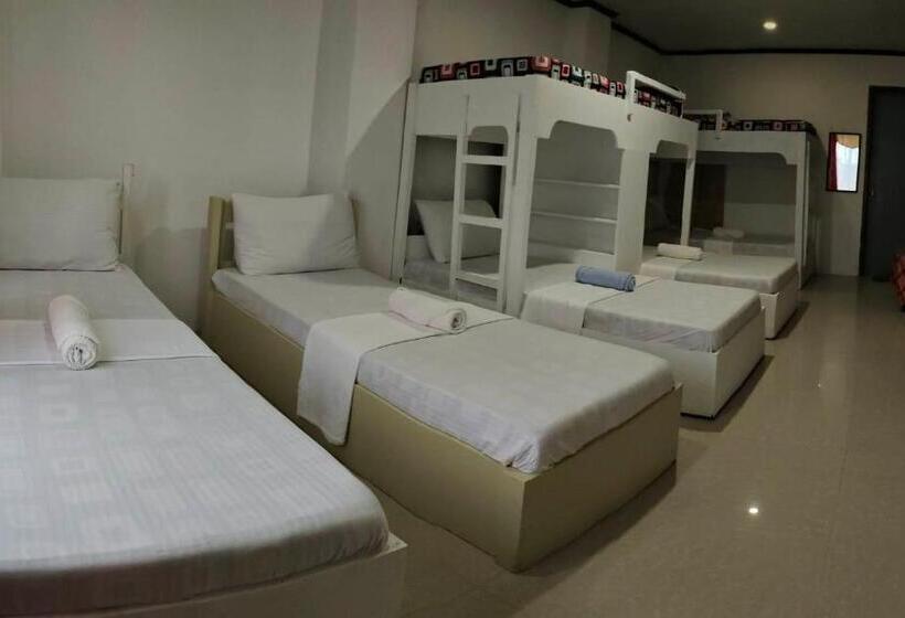 هاستل Island Hop Inn