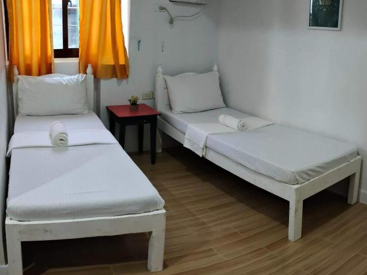 هاستل Island Hop Inn