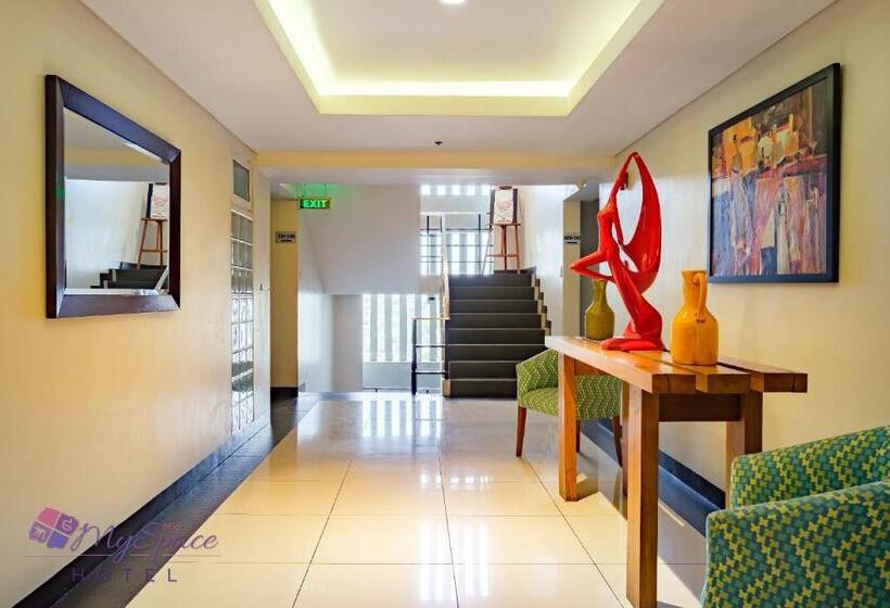 هاستل Myspace Hotel @bgc