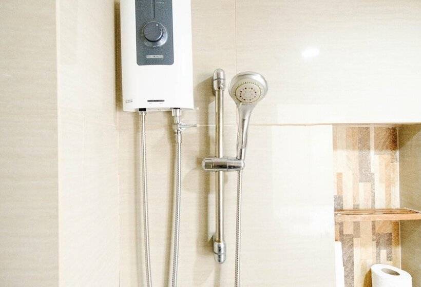 فندق صغير Reddoorz Near V Mapa Station