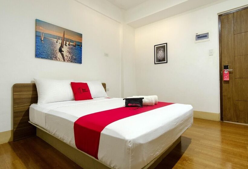 فندق صغير Reddoorz Near V Mapa Station