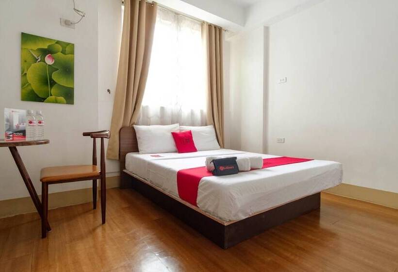 فندق صغير Reddoorz Near V Mapa Station