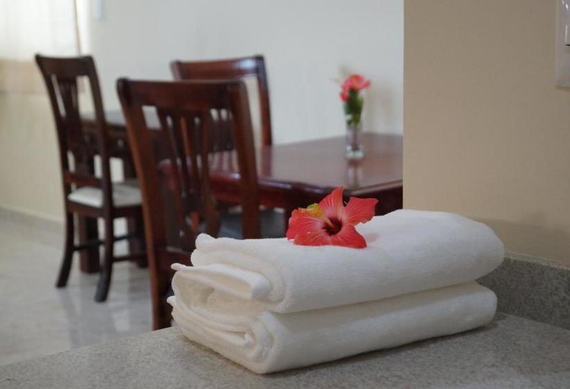 Amazing Celaya Hotel & Suites Business Class