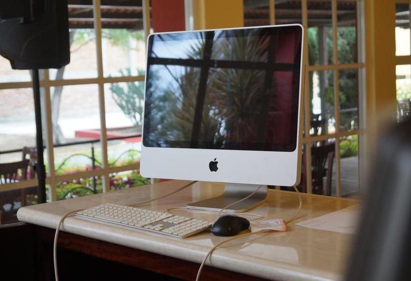 Amazing Celaya Hotel & Suites Business Class