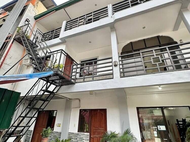 هاستل Casa Juliana El Nido