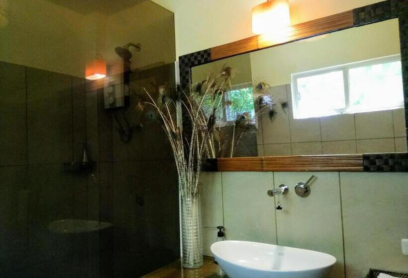 Angelina Beach Resort & Italian Restaurant Malapascua