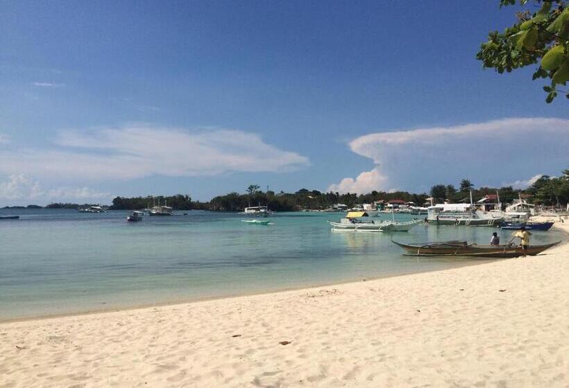 Angelina Beach Resort & Italian Restaurant Malapascua