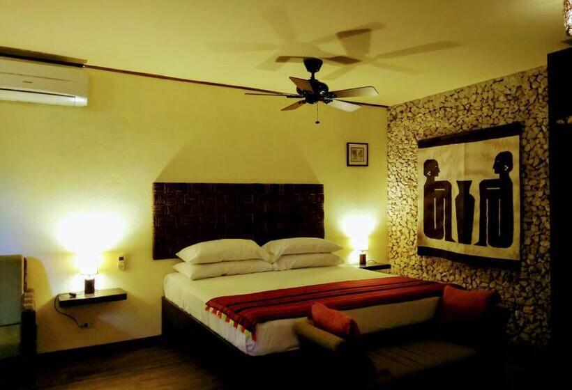 Angelina Beach Resort & Italian Restaurant Malapascua