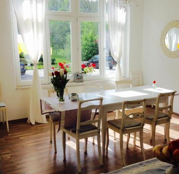 Bed And Breakfast 57