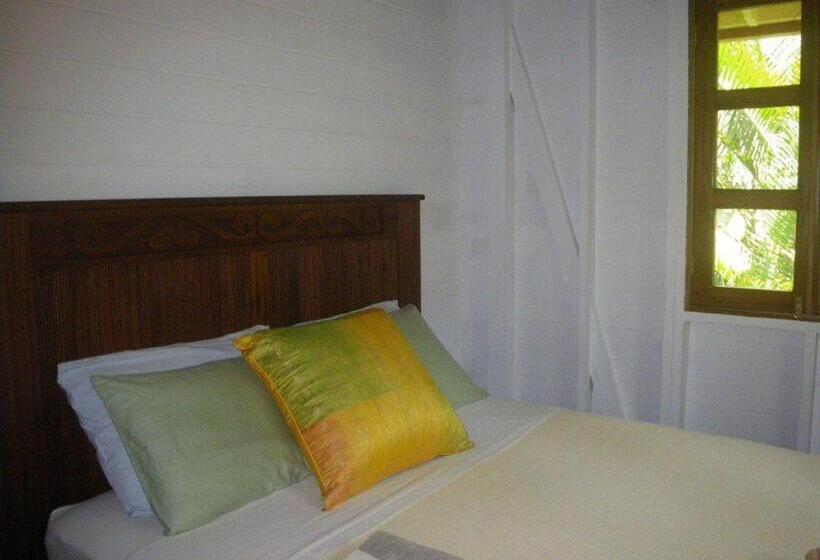 צימר Bluff Beach Retreat