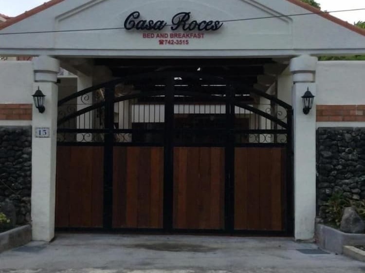 تختخواب و صبحانه Casa Roces