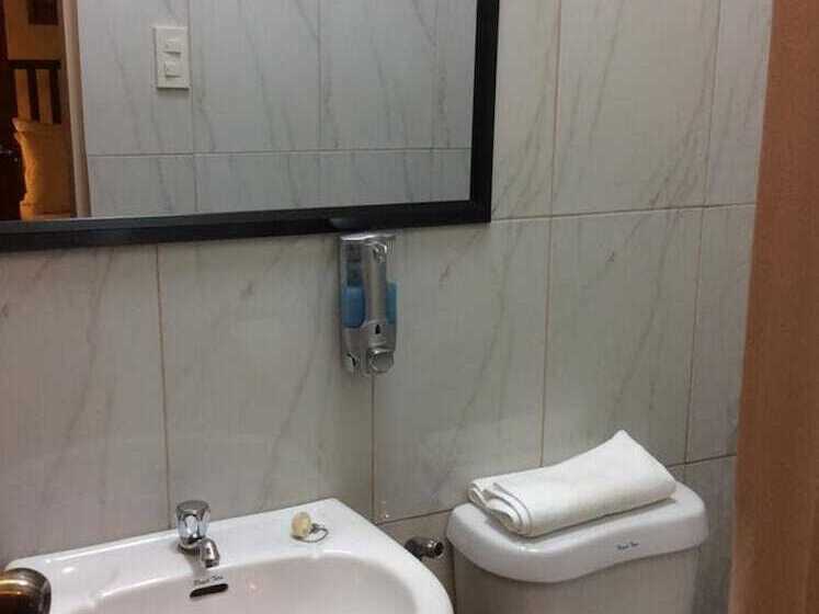 تختخواب و صبحانه Casa Roces