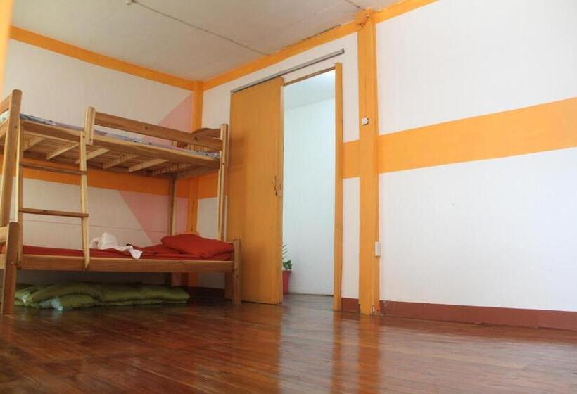 تختخواب و صبحانه Casaoro Homestay