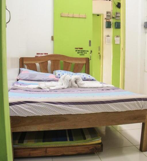 تختخواب و صبحانه Casaoro Homestay