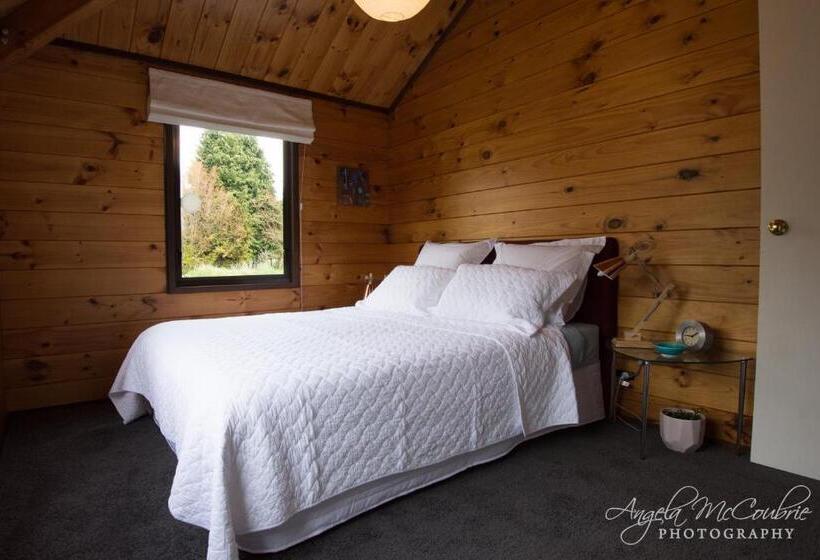 민박 Frankie & Hugh's